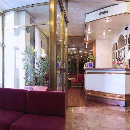 Hotel Mayorca Milan Exterior photo