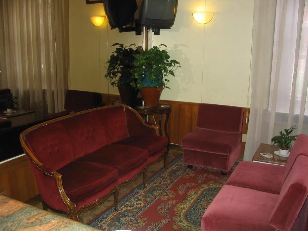 Hotel Mayorca Milan Exterior photo